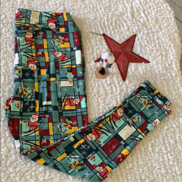 LuLaRoe Christmas TC2 leggings - Picture 1 of 4